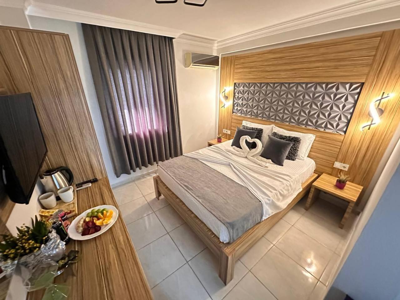 Royal Ezel Hotel Анталья Экстерьер фото
