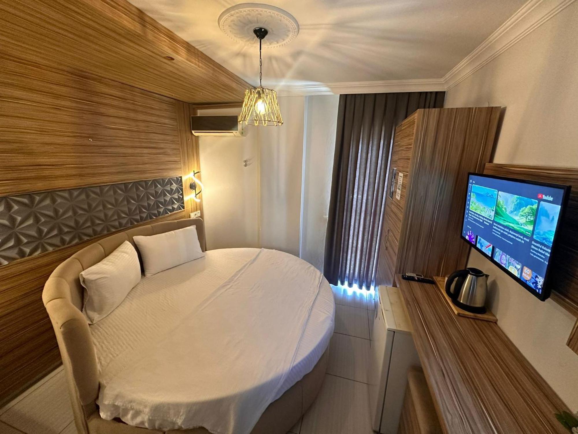 Royal Ezel Hotel Анталья Экстерьер фото