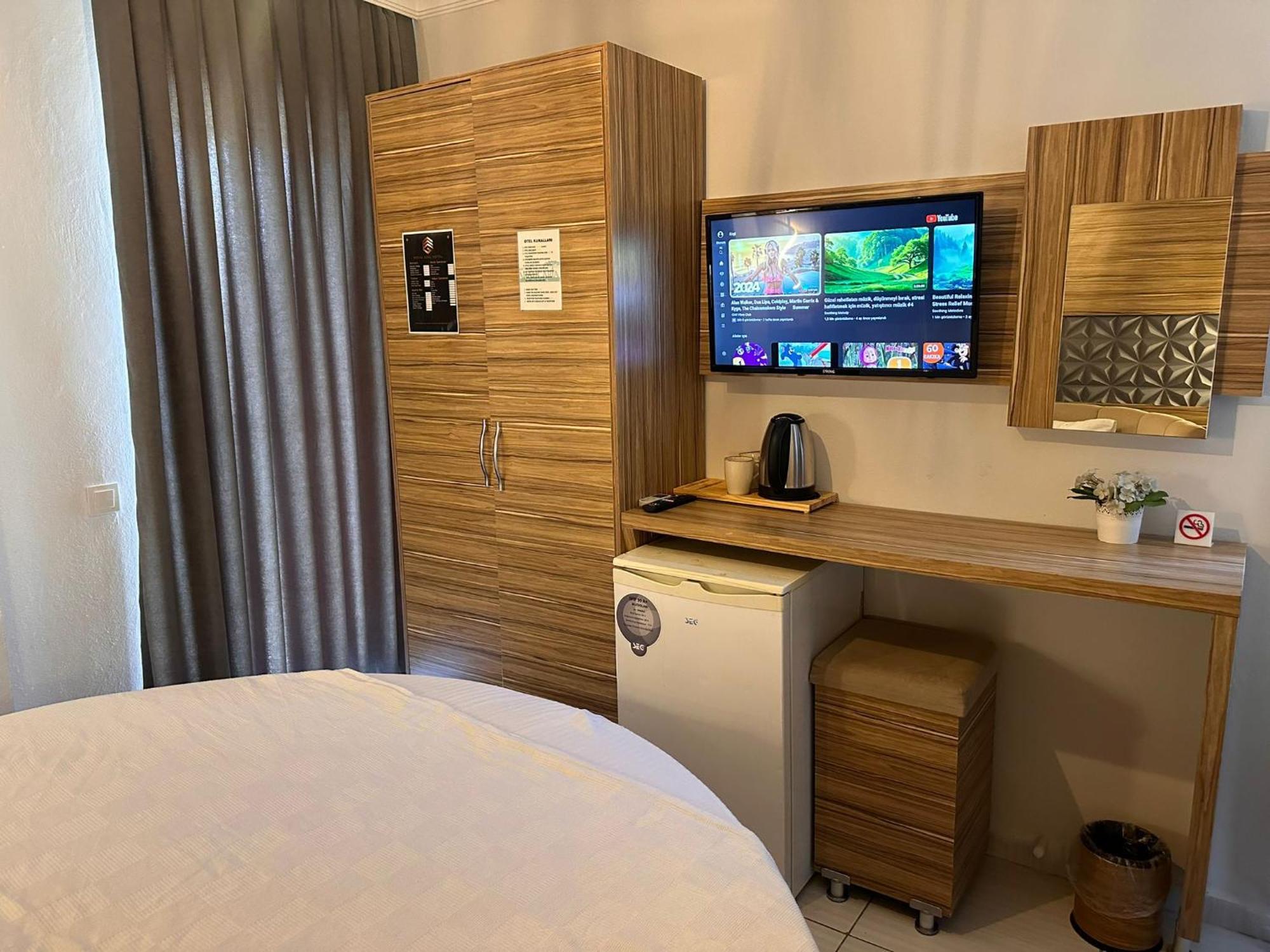Royal Ezel Hotel Анталья Экстерьер фото