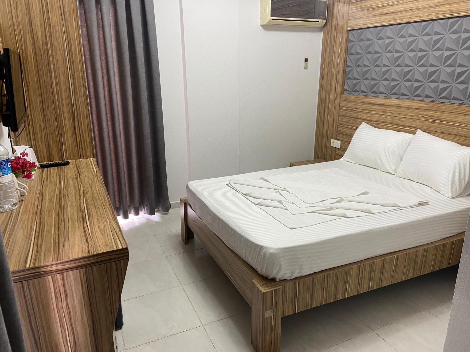 Royal Ezel Hotel Анталья Экстерьер фото